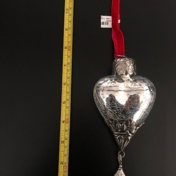 NWT Heart Shaped Christmas Ornaments with metal accents (Silver) - Picture 8 of 8